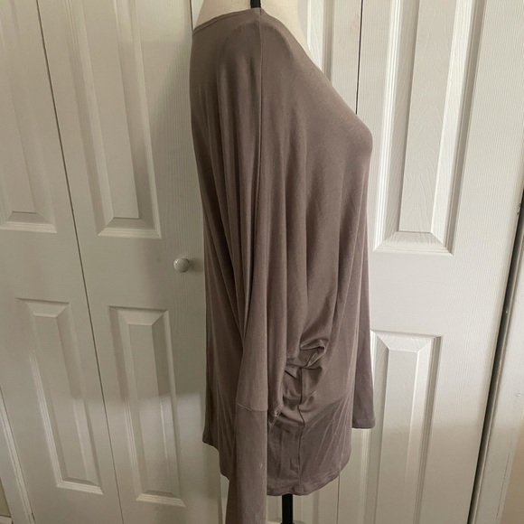 COPY - Large Emma's Closet Boho Top - Picture 3 of 5